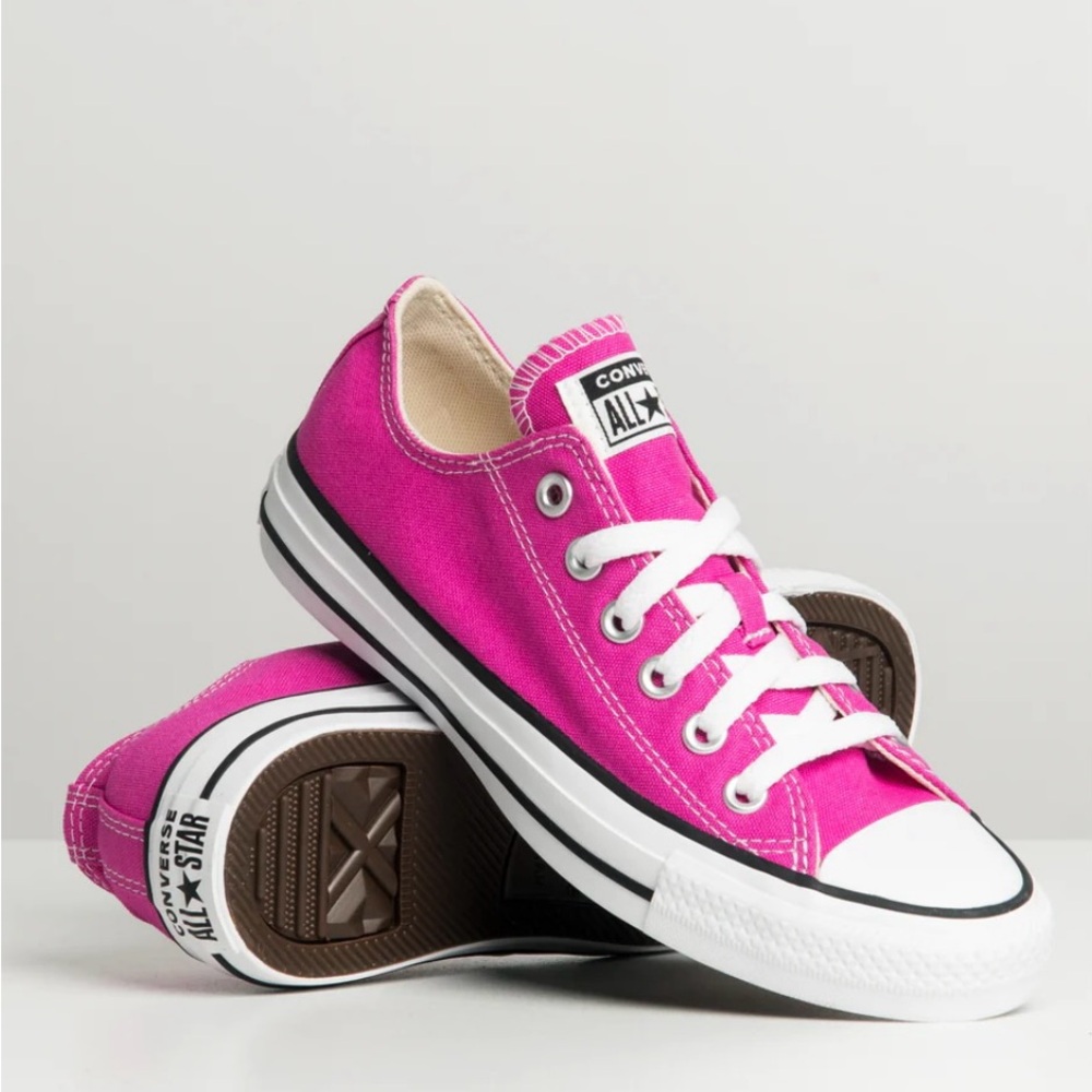 Converse Pink Canvas High-Top Sneakers women’s 9